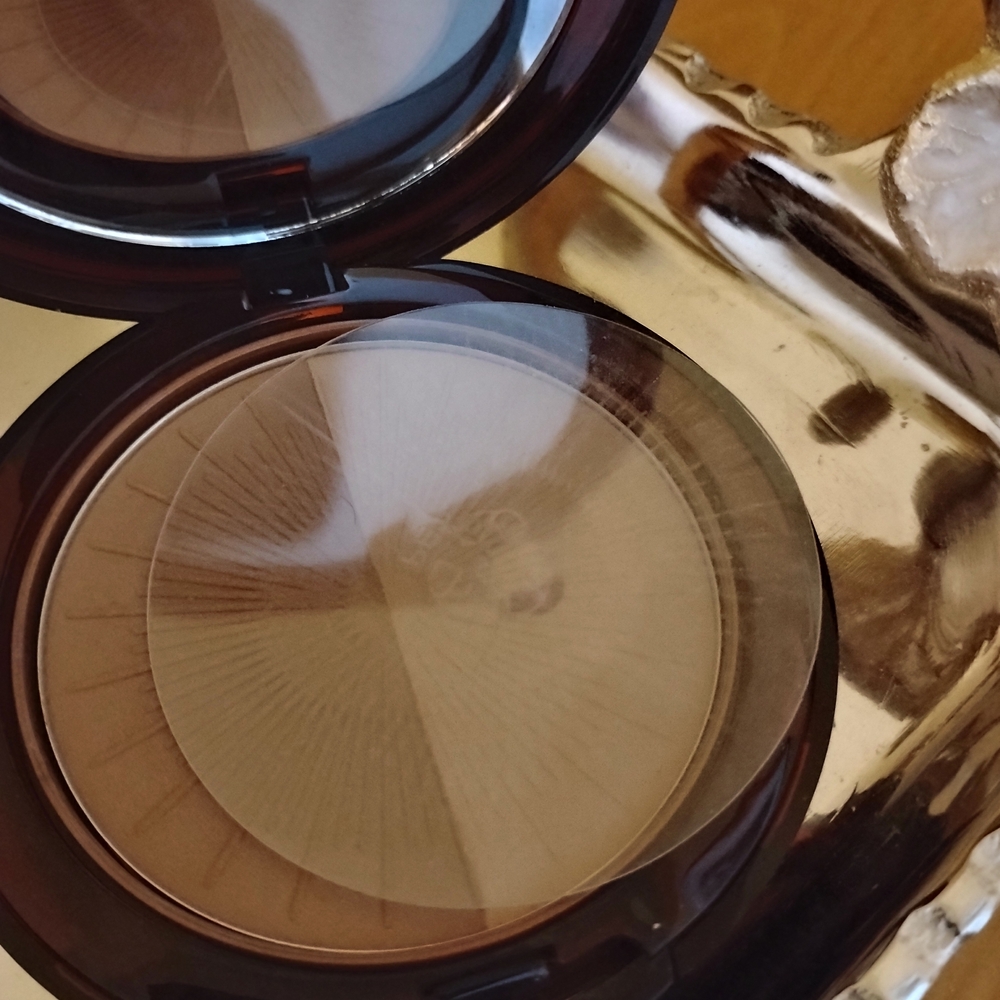 ARTDECO - Bronzer - Picture 3 of 6